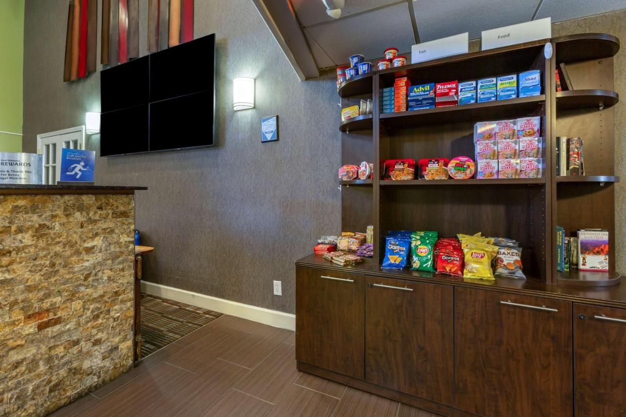 Best Western Airport Albuquerque Innsuites Hotel & Suites Exterior foto