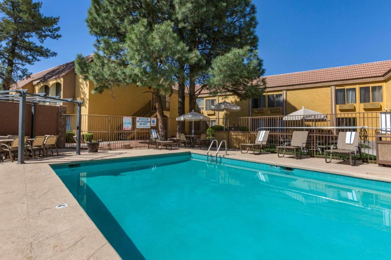 Best Western Airport Albuquerque Innsuites Hotel & Suites Exterior foto