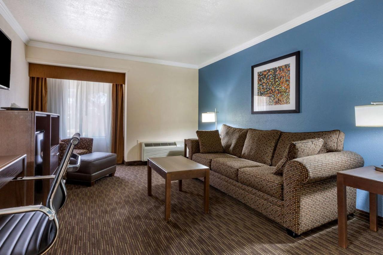 Best Western Airport Albuquerque Innsuites Hotel & Suites Exterior foto