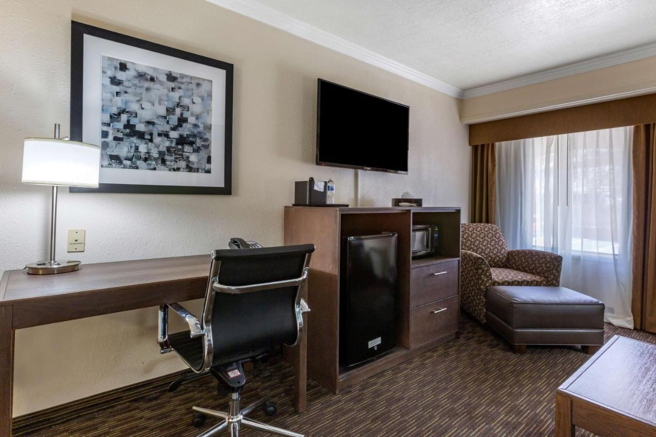 Best Western Airport Albuquerque Innsuites Hotel & Suites Exterior foto
