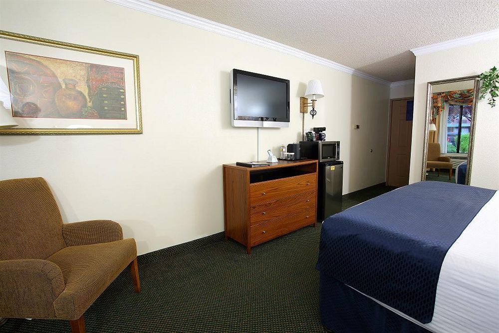 Best Western Airport Albuquerque Innsuites Hotel & Suites Exterior foto