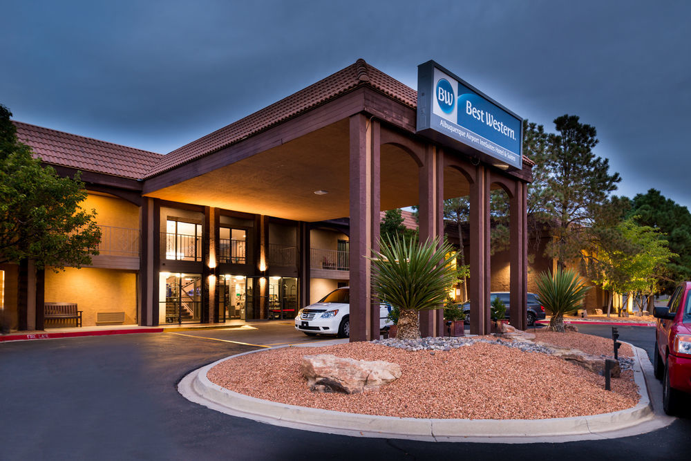 Best Western Airport Albuquerque Innsuites Hotel & Suites Exterior foto